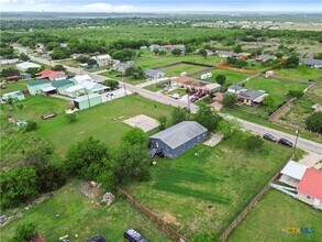 183 Shelley Ln in San Marcos, TX - Building Photo - Building Photo