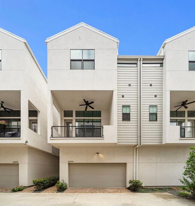 property at 608 Middle St