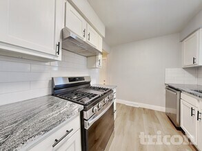 1149 W 102nd Ave in Northglenn, CO - Foto de edificio - Building Photo