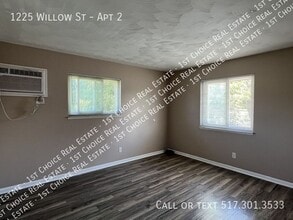 1225 Willow St in Grand Ledge, MI - Building Photo - Building Photo