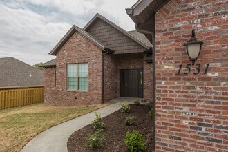 1531 Abbey Ln in Centerton, AR - Building Photo - Building Photo