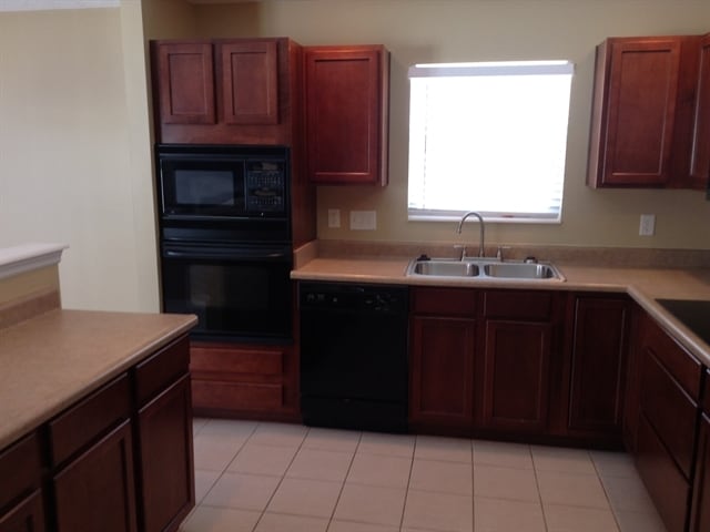 417 Bluebell Ct in Clayton, OH - Building Photo - Building Photo