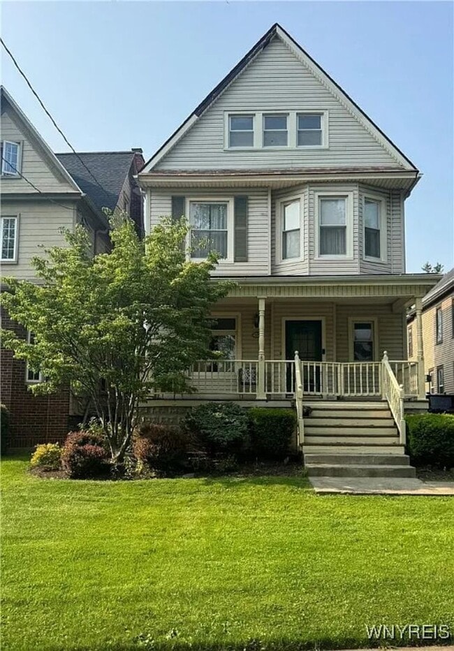 1317 McKinley Pkwy