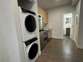 276 Newbury St, Unit 10 in Boston, MA - Foto de edificio - Building Photo