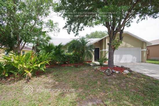 605 Fisher Ct in Kissimmee, FL - Building Photo - Building Photo