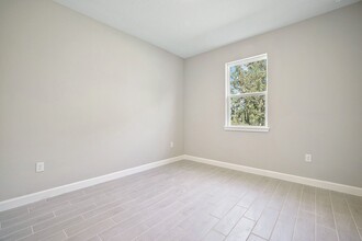 4627 Schoen St in North Port, FL - Foto de edificio - Building Photo