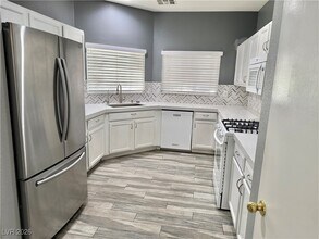 5844 Aimless St in Henderson, NV - Building Photo - Building Photo