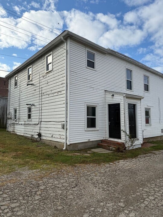 124 S Chillicothe St in South Charleston, OH - Foto de edificio