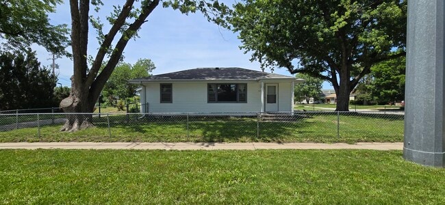 property at 5645 Kearney Ave