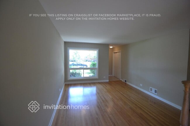 5240 Lee St in Skokie, IL - Foto de edificio - Building Photo