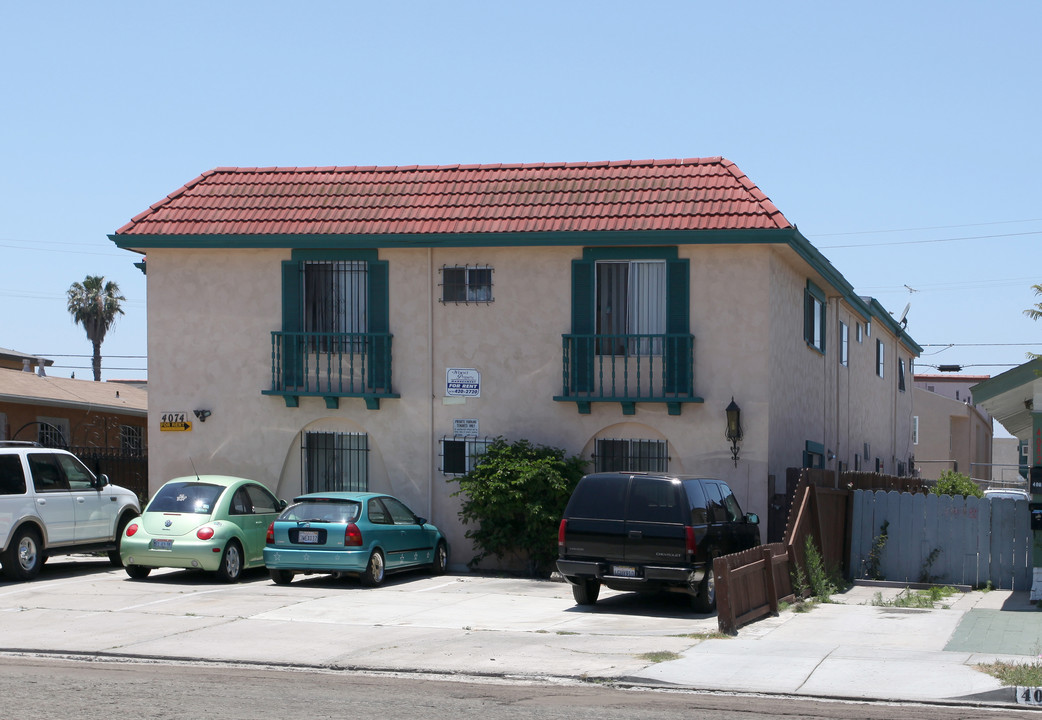 4074 Cherokee Ave in San Diego, CA - Building Photo