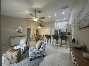 5202 L Pavia Blvd in Venice, FL - Building Photo - Building Photo