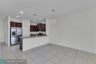 4234 N Dixie Hwy in Oakland Park, FL - Building Photo - Building Photo