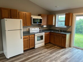 888 Sturtevant Hill Rd in Winthrop, ME - Building Photo - Building Photo