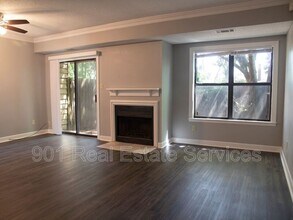 3741 Charleston Square in Memphis, TN - Building Photo - Building Photo