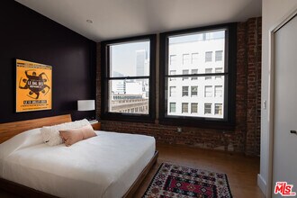 460 S Spring St in Los Angeles, CA - Building Photo - Building Photo