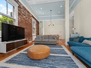 35-39-39 Saratoga St in Boston, MA - Building Photo - Building Photo