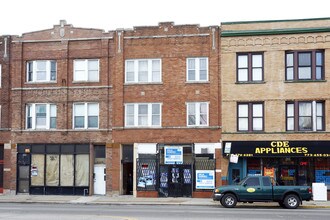 3921 W North Ave in Chicago, IL - Building Photo - Building Photo