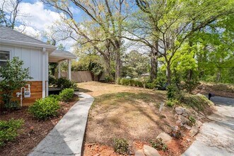 2040 Penelope St NW in Atlanta, GA - Building Photo - Building Photo