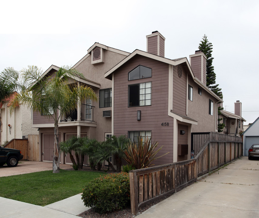 4158 Utah St in San Diego, CA - Foto de edificio