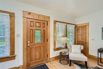 1034 S Corona St in Denver, CO - Building Photo - Building Photo