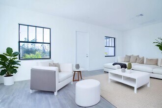 8126 Thruso Rd in Port Charlotte, FL - Building Photo - Building Photo