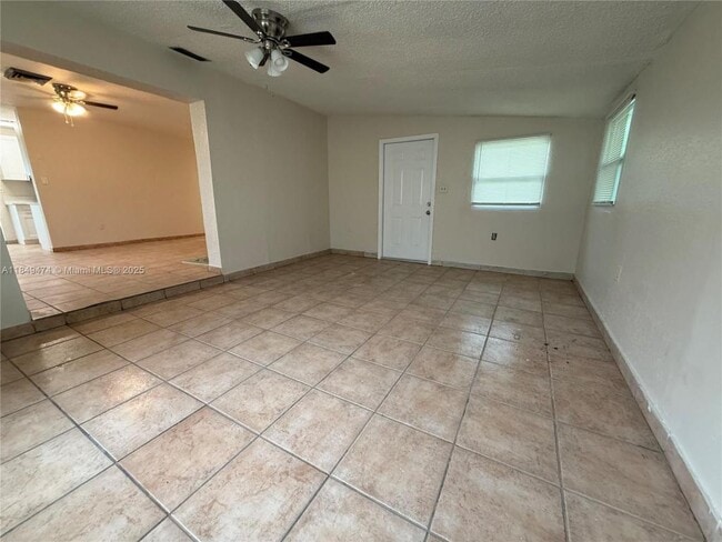 property at 641 N 70th Ave