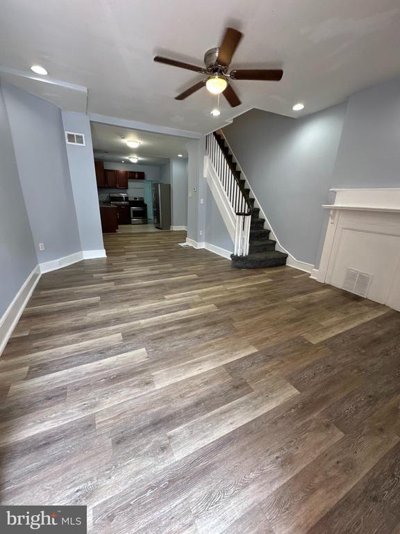 property at 918 S Cecil St