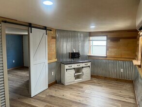 1674 N Double Springs Rd in Fayetteville, AR - Building Photo - Building Photo