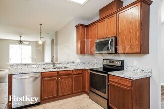 15349 Montesino Dr in Orlando, FL - Foto de edificio - Building Photo