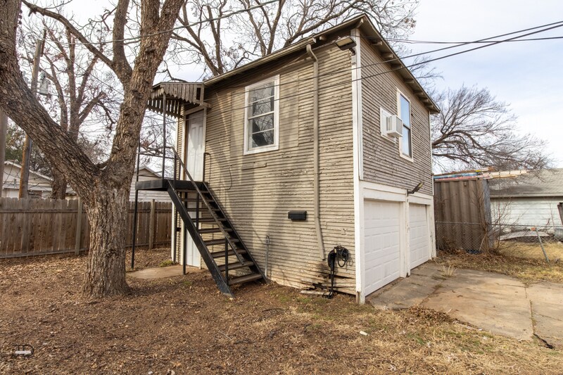 1608 Harrison St in Wichita Falls, TX - Building Photo