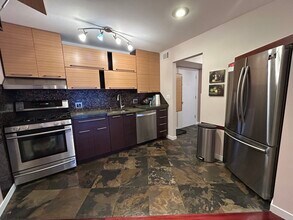5400 Carriageway Dr in Rolling Meadows, IL - Building Photo - Building Photo
