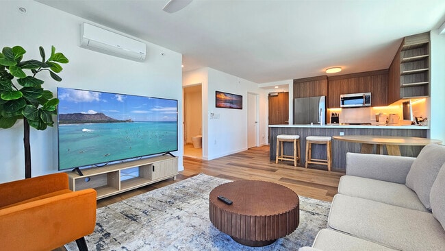 property at 1515 Liona St