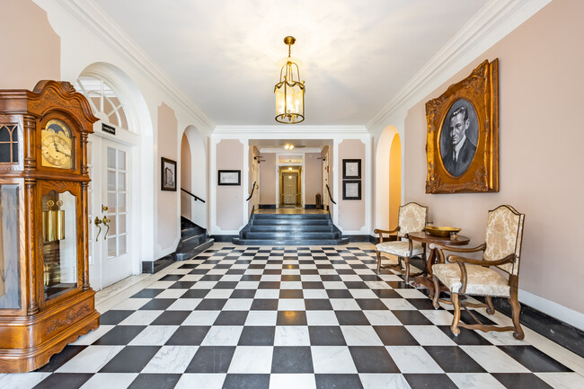 Massee Apartments in Macon, GA - Foto de edificio - Interior Photo