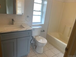 40-41-41 215th Pl in Queens, NY - Building Photo - Building Photo