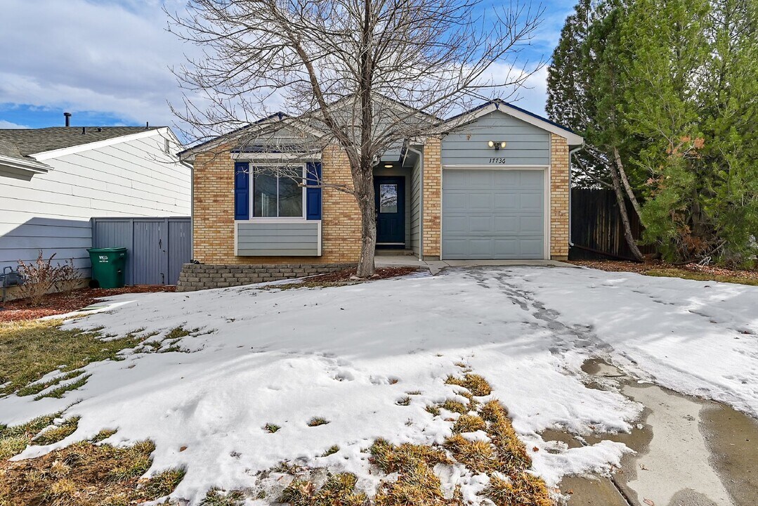 17736 E Cornell Dr in Aurora, CO - Building Photo