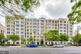 1701 16th St NW, Unit 217 in Washington, DC - Building Photo - Building Photo
