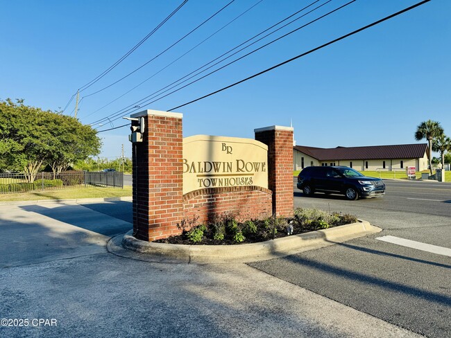 1205 Baldwin Rowe Cir in Panama City, FL - Building Photo - Building Photo