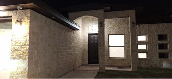 6618 Garden Woods Ave in Brownsville, TX - Building Photo
