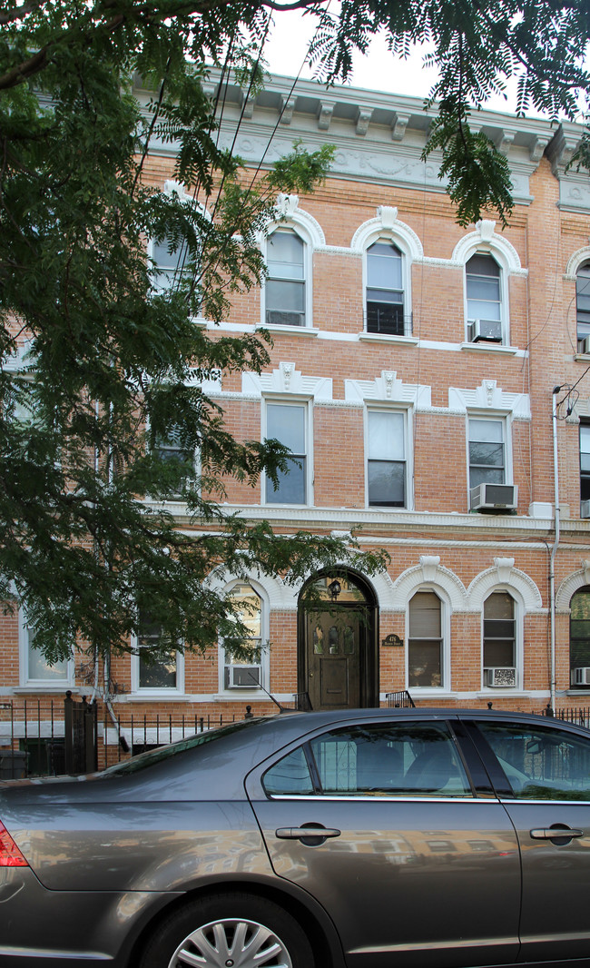 476 Harman St in Brooklyn, NY - Foto de edificio - Building Photo