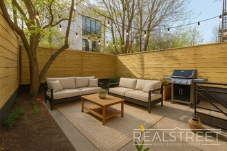310 Linden St in Brooklyn, NY - Building Photo - Building Photo