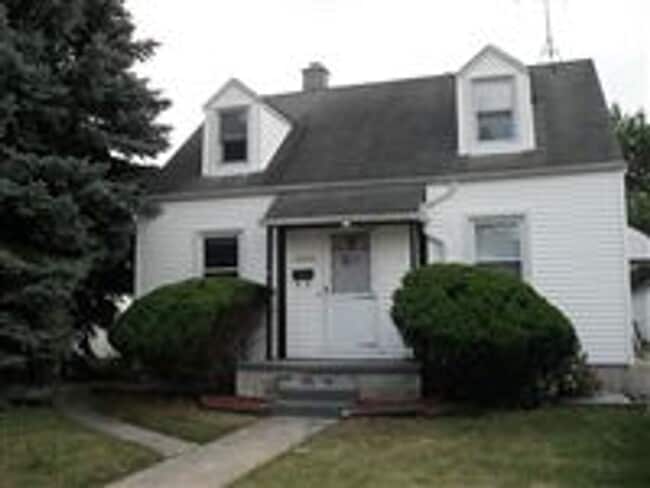 property at 15354 Evergreen Ave