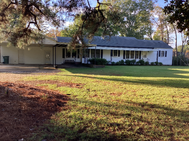 4002 Bon Aire Dr in Monroe, LA - Foto de edificio