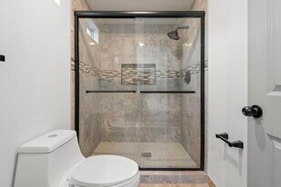 5607 Cypressgate Dr in Spring, TX - Building Photo