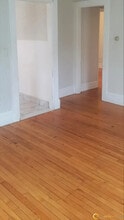 16 Pinkham Pl in Lynn, MA - Building Photo - Building Photo