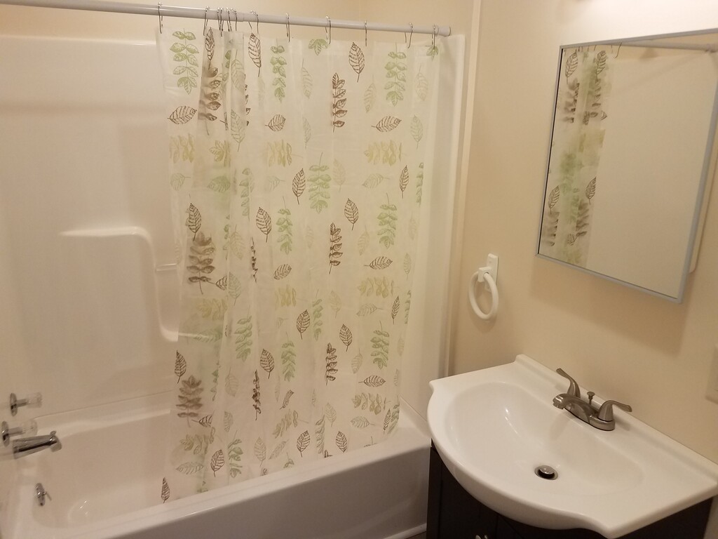 Holiday Efficiency Apartments in Utica, NY