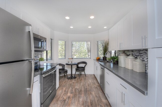 La Serena Apartments