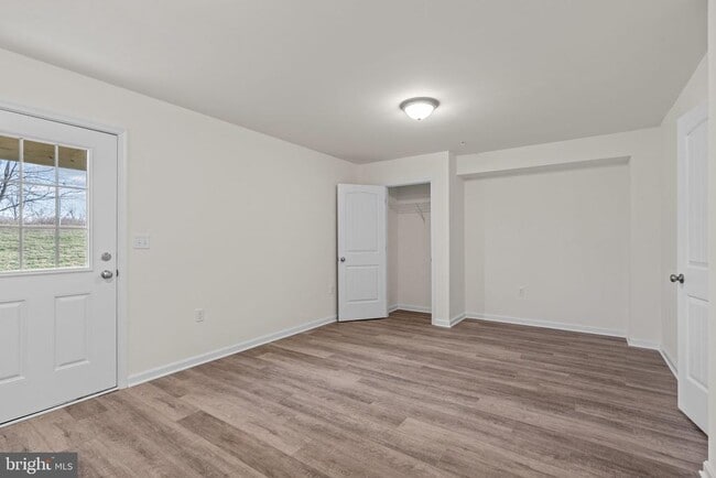 property at 27 Overshot Ln