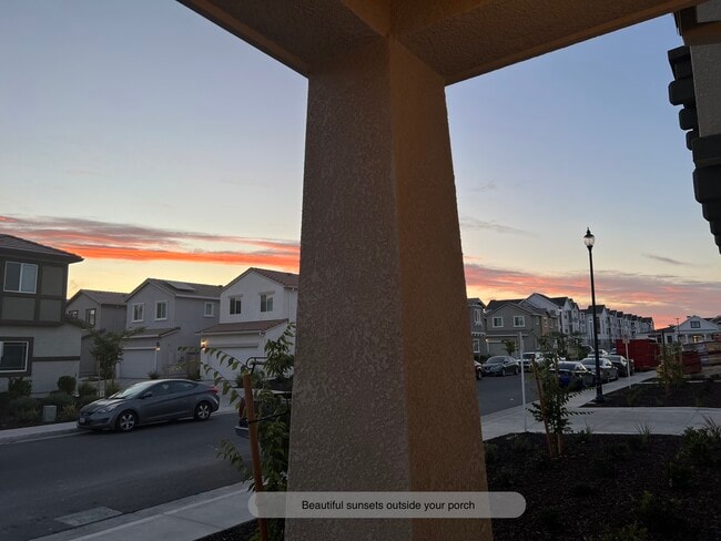 5632 Molino Cir in Roseville, CA - Building Photo - Building Photo