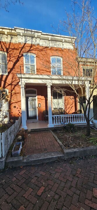 2818 E Grace St in Richmond, VA - Building Photo
